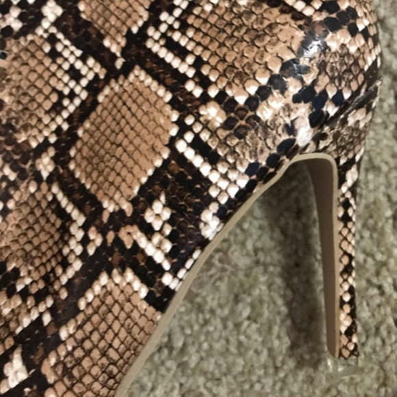 Snake Vegan Leather Lace Up Sexy Stiletto Boots - Picture 4 of 7